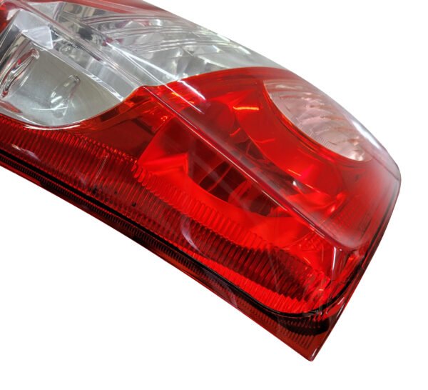 Lanterna Traseira Etios Hatch 2013 A 2018 Lado Esquerdo Motorista Com Furo Para Ré - Image 2